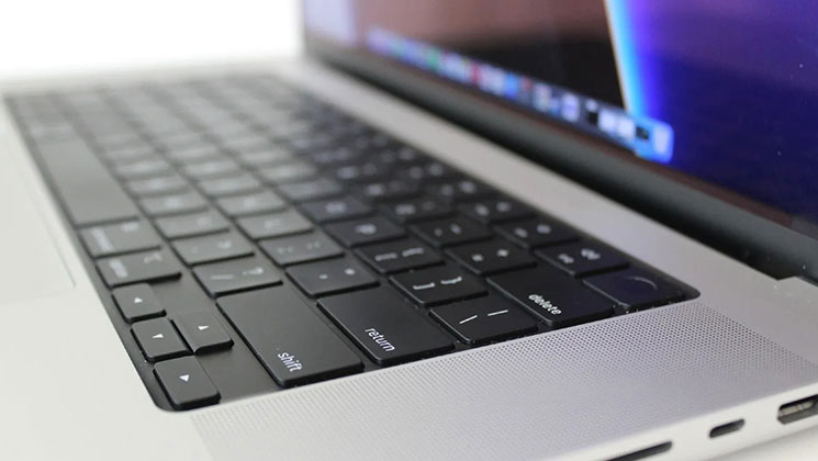 مزایا و معایب لپ تاپ اپل + بررسی ارزش خرید مک بوک‌ها