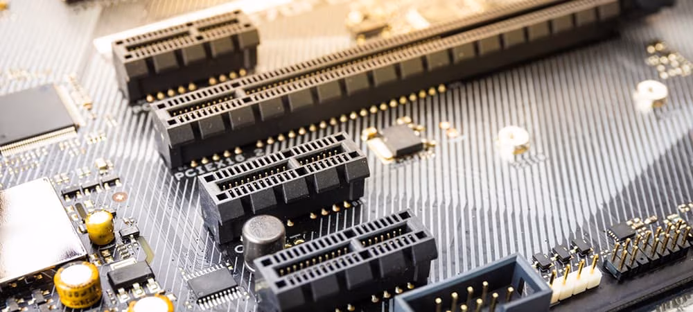اسلات های PCIe