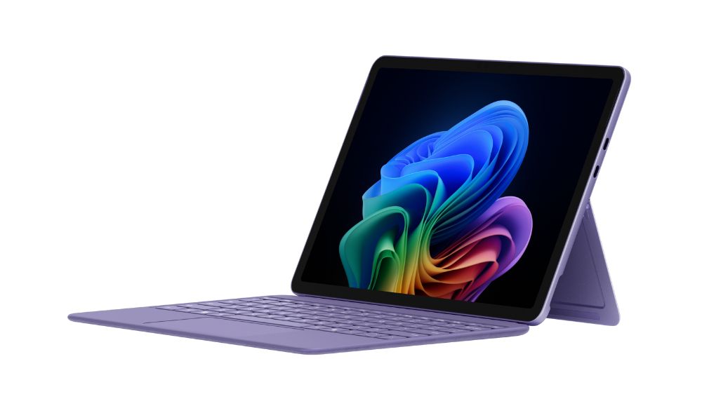 لپ تاپ سرفیس پرو ۱۲ اینچی (۲۰۲۵) با رنگ مشکی